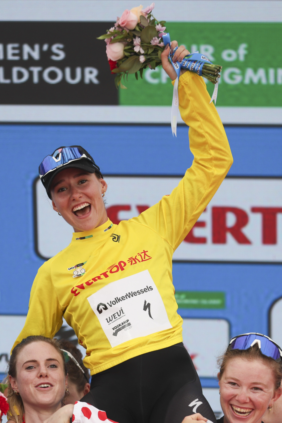 inews, 罗兰德沃卢, 陈浩明